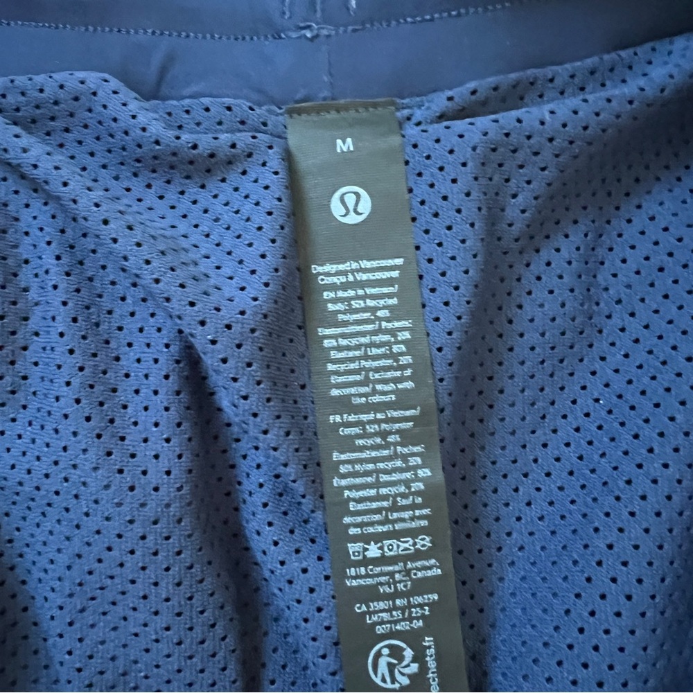Lululemon Men’s Navy Blue Athletic Gym Shorts w/ Liner Size M - Picture 5 of 6